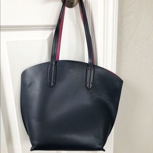 Navy Bucket tote